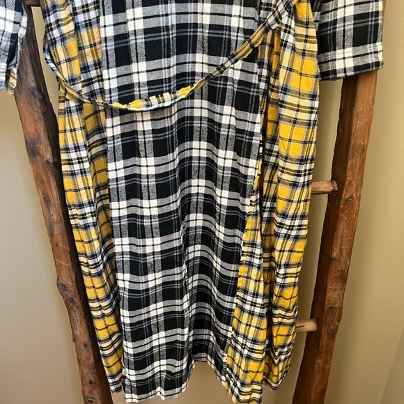 UQNATU Nomad Dress - Mixed Plaid Size Snall & Medium - Picture 10 of 13